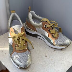 Mam’Zelle Women's Sneakers in Gold and Brown Platform with Gold Shoelace Size 37